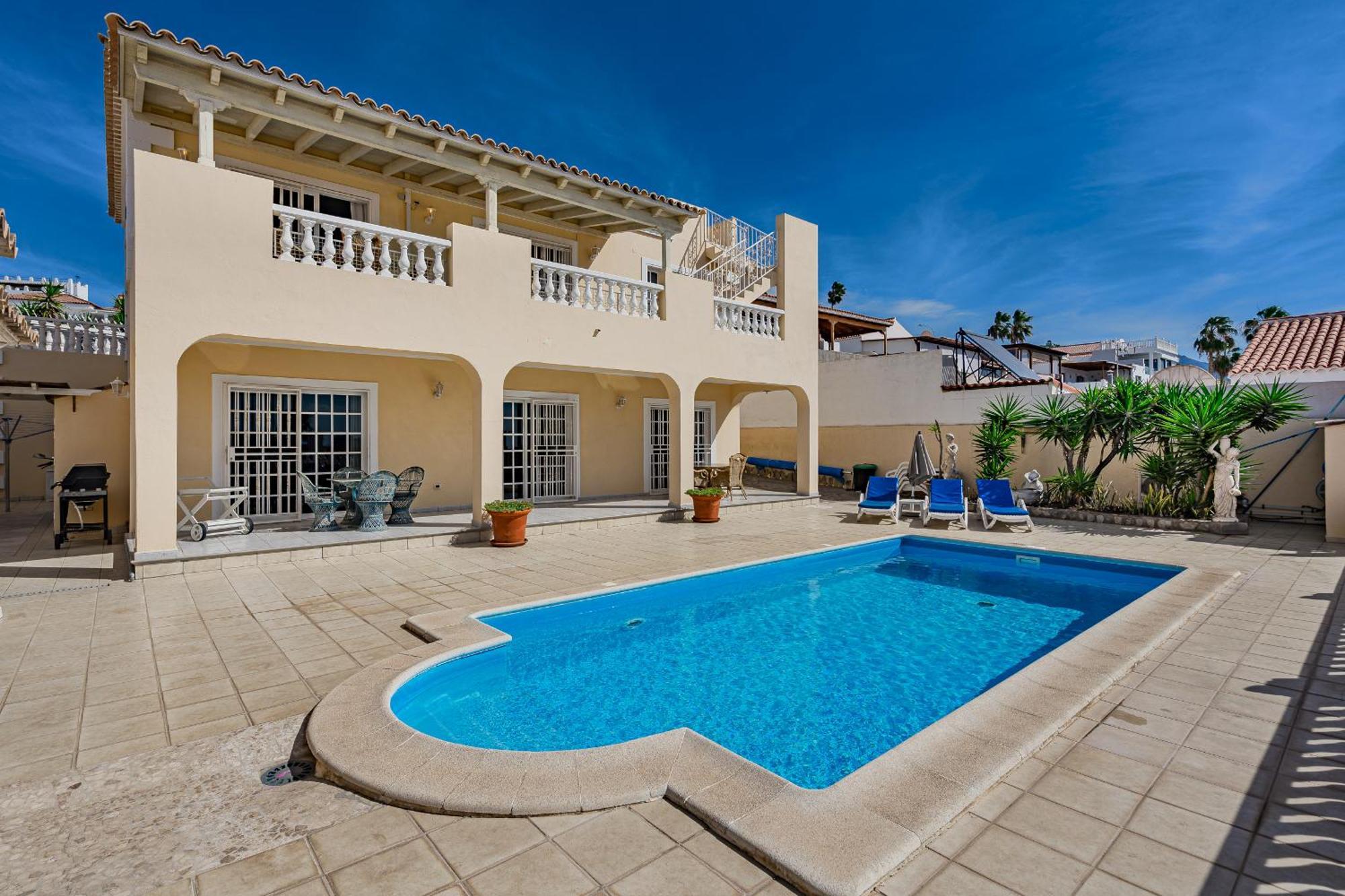 El Yuka With Heated Pool