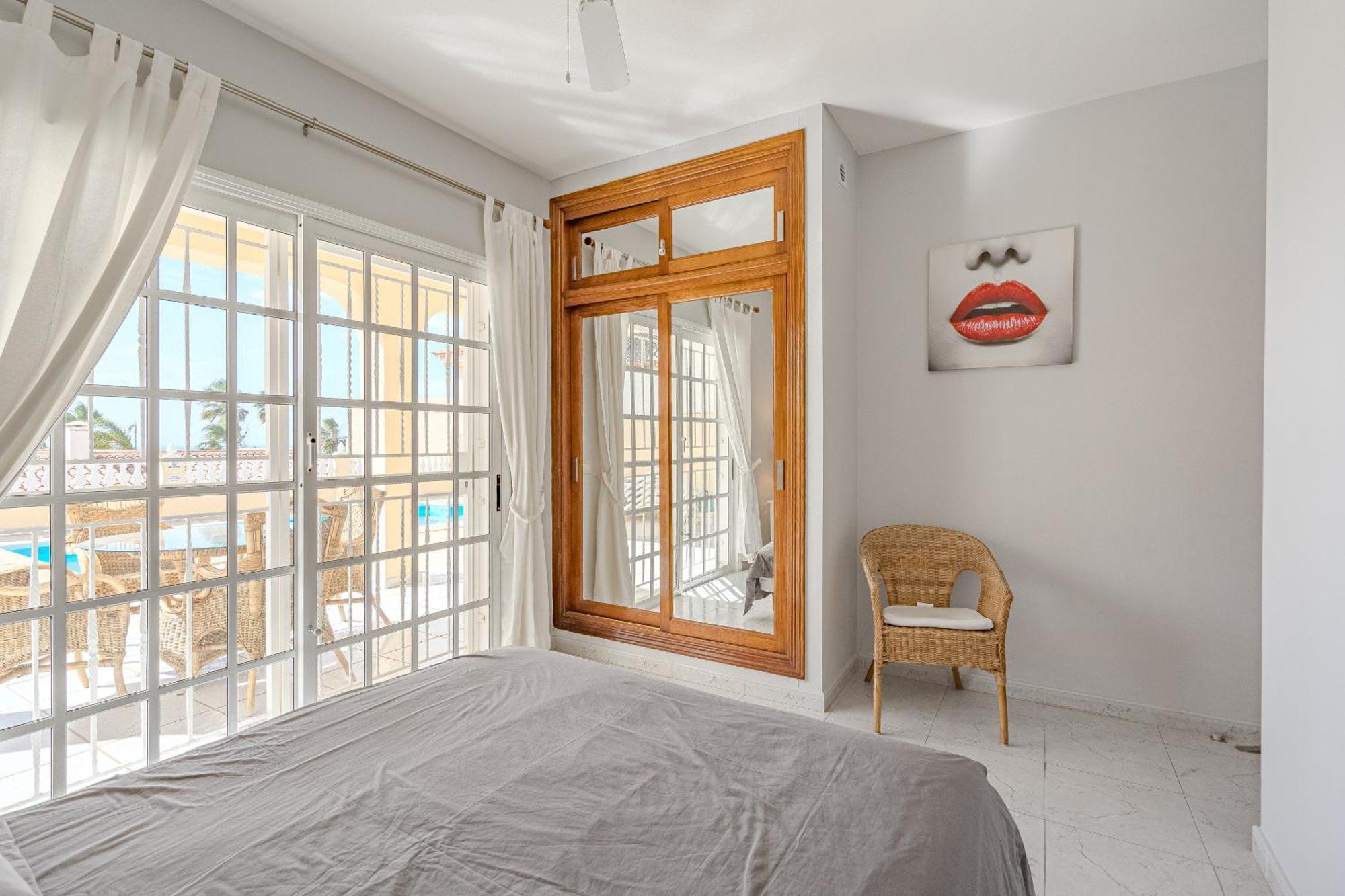 El Yuka With Heated Pool Villa *